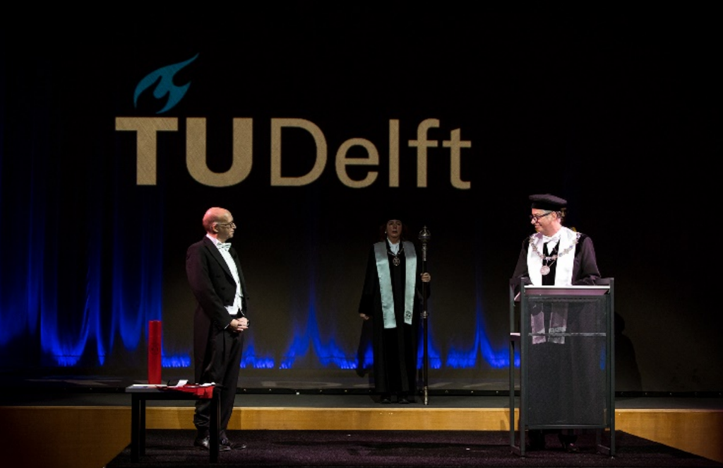 Honorary doctorate for Jürgen Janek