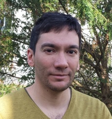 Portrait picture of Ivan Fernandez-Corbaton