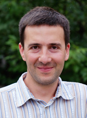 Portrait picture of Dr. Ioan Pop