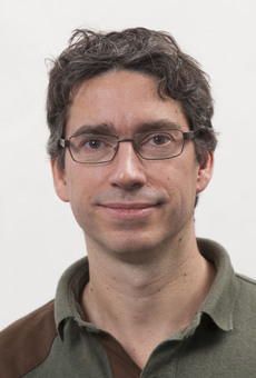 Portrait picture of Matthias Hettler