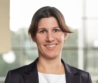 Portrait picture of Prof. Jasmin Aghassi-Hagmann