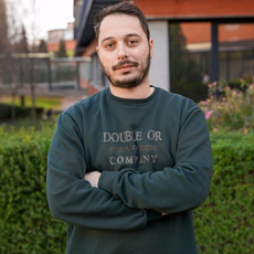 Portrait picture of Alex