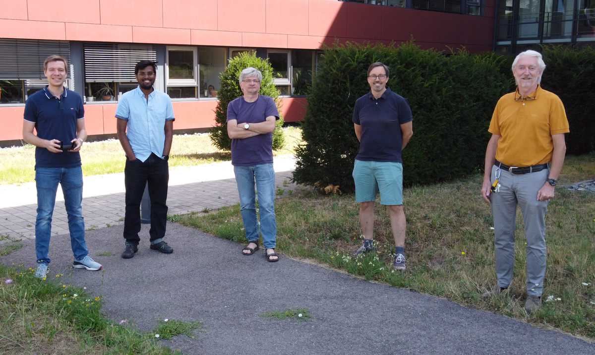 Clusters Group (from left): Thomas Reisinger, Horst Hahn, Robert Kruk, Nicolas Gack